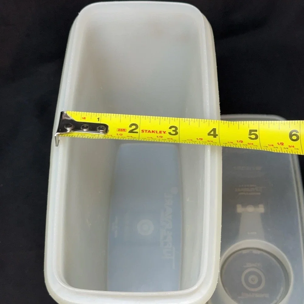 Tupperware Cereal Keeper Container Flip-Top Pour Spout Clear Plastic Storage USA